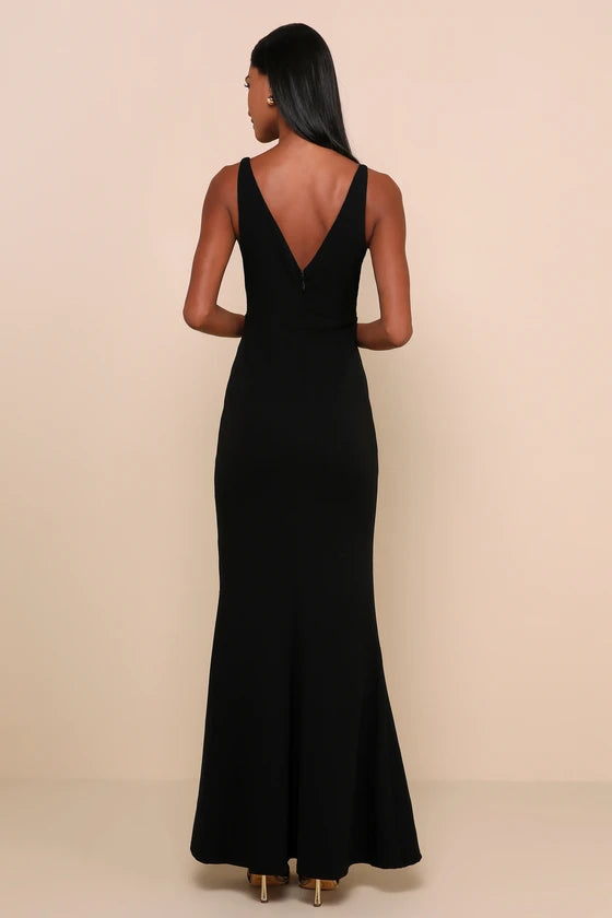 Timeless Classic: Melora Black Sleeveless Maxi Dress
